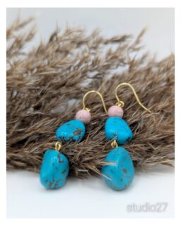 Der Stein für den Monat Januar ist eigentlich der Granat. Dabei wäre der Türkis doch viel geeigneter, oder?!
Du siehst den Schmuck, die Sonne geht auf und du fühlst dich gut 🌞🩵
studio27 hat auch Schmuck mit Granaten, wer drauf besteht...
#türkis #januar #gutelaune #feelgoodvibes #eskannsoeinfachsein